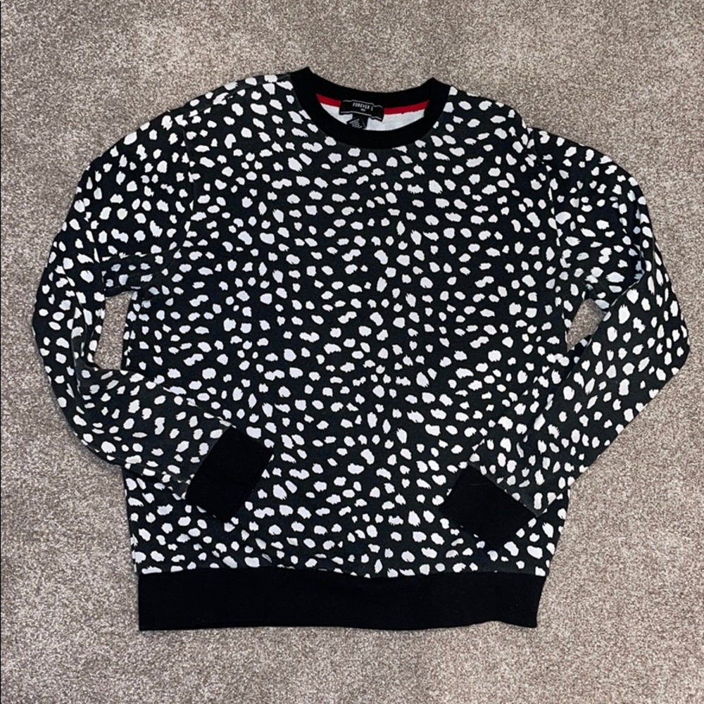Black & White Men’s Crew Neck